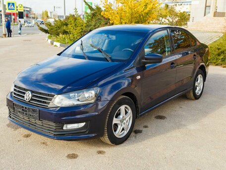 2015 Volkswagen Polo V Рестайлинг, синий, 750000 рублей, вид 3