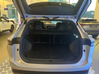 2026 Omoda C7, серебристый, 3099000 рублей, вид 2