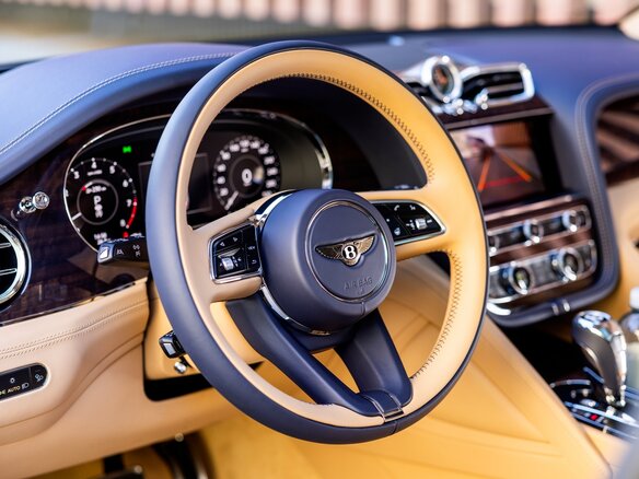 2025 Bentley Bentayga I Рестайлинг, синий, 42700000 рублей - вид 23