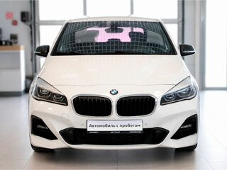 2019 BMW 2 серии Active Tourer 218i F45 Рестайлинг, белый, 2150000 рублей, вид 2