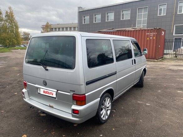 2001 Volkswagen Multivan T4, серебристый, 1400000 рублей - вид 5