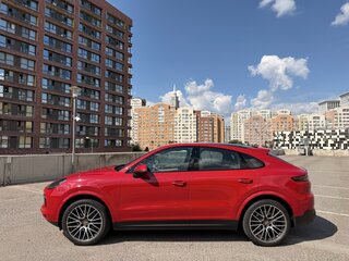 2021 Porsche Cayenne Coupé III, красный, 7987654 рублей, вид 4