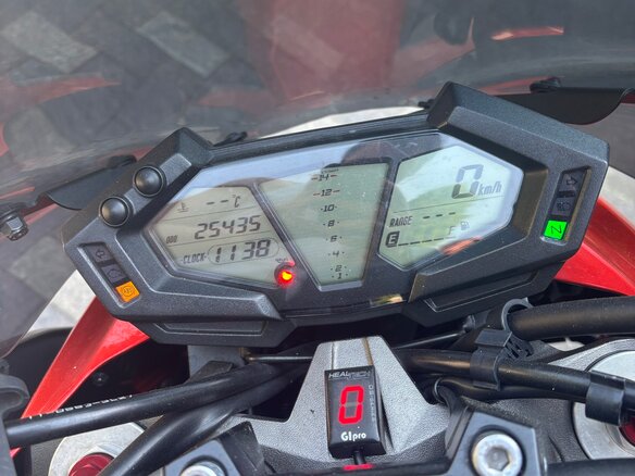 2014 Kawasaki Z 800, оранжевый, 550000 рублей