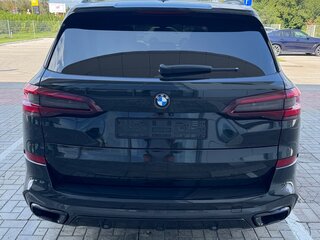 2021 BMW X5 40d IV (G05/G18), чёрный, 7650000 рублей, вид 5
