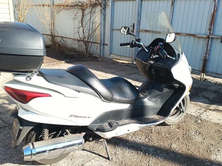 2005 Honda Forza, белый, 170000 рублей, вид 3
