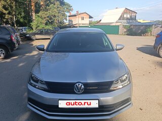 2016 Volkswagen Jetta VI Рестайлинг, серебристый, 1180000 рублей, вид 2