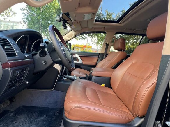 2015 Toyota Land Cruiser 200 Series Рестайлинг 1, чёрный - вид 10