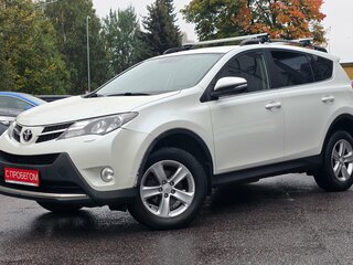2014 Toyota RAV4 IV (XA40), белый, 1599000 рублей, вид 2
