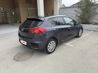 2016 Kia Ceed II Рестайлинг, серый, 1350000 рублей, вид 3