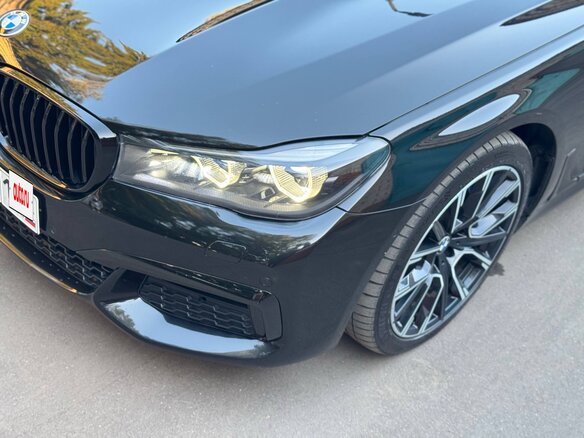 2018 BMW 7 серии 740d xDrive VI (G11/G12), чёрный, 3700000 рублей - вид 10