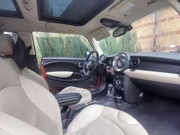 2012 Mini Hatch Cooper S II (R56) Рестайлинг, оранжевый, 1240000 рублей - вид 10