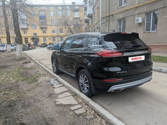 2021 Geely Atlas Pro, чёрный, 1900000 рублей - вид 1