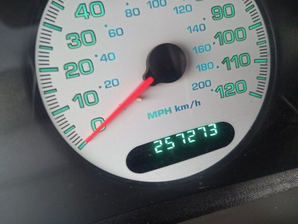 2004 Dodge Intrepid II, серый, 300000 рублей - вид 6