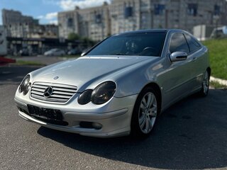 2002 Mercedes-Benz C-Класс 230 II (W203), серебристый, 750000 рублей, вид 3