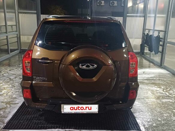 2017 Chery Tiggo 3 I, коричневый, 700000 рублей - вид 9