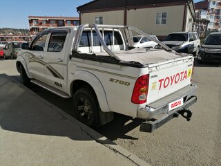 2008 Toyota Hilux VII, белый, 2095000 рублей, вид 3