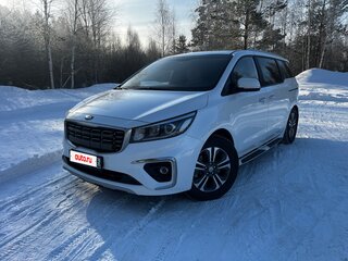 2020 Kia Carnival III, белый, 4200000 рублей, вид 1