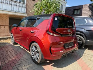 2021 Kia Soul III, красный, 2128000 рублей, вид 3