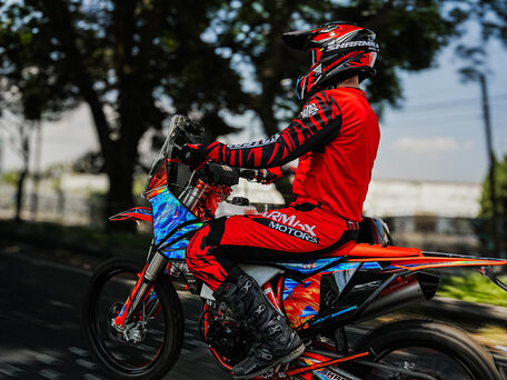 2026 Sharmax Expert Pro, оранжевый, 599900 рублей, вид 4