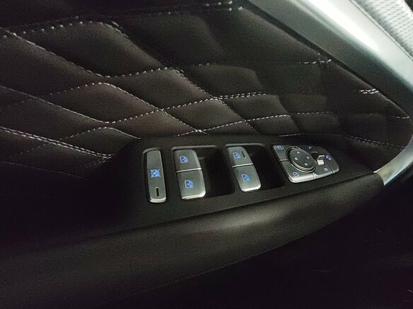 2021 Genesis G70 I Рестайлинг, серый, 3680000 рублей - вид 21