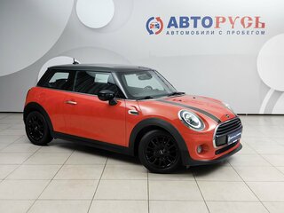 2019 Mini Hatch Cooper III (F55/F56) Рестайлинг, оранжевый, 1621000 рублей, вид 1