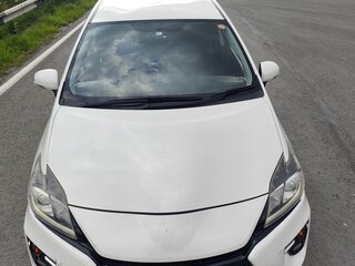 2012 Toyota Prius III Рестайлинг (XW30), белый, 1150000 рублей, вид 2