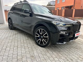 2020 BMW X7 30d I (G07), чёрный, 8300000 рублей, вид 3