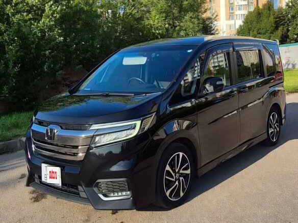 2020 Honda Stepwgn Spada V Рестайлинг, чёрный, 2249000 рублей