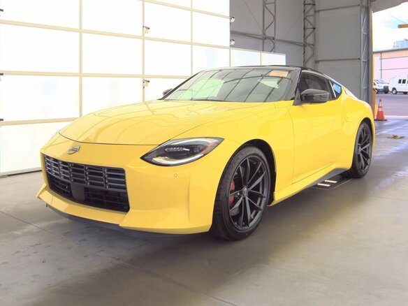2023 Nissan Z, жёлтый, 5450000 рублей