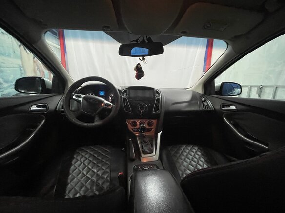 2014 Ford Focus III, серебристый, 550000 рублей - вид 8