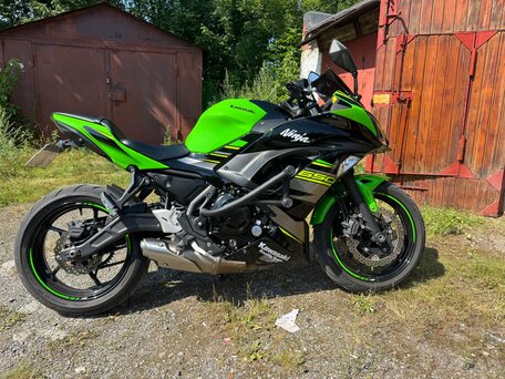 2018 Kawasaki Ninja 650, зелёный, 750000 рублей, вид 5