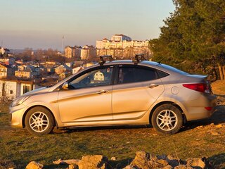 2013 Hyundai Solaris I, бежевый, 769000 рублей, вид 5