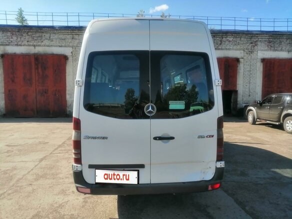 2012 Mercedes-Benz Sprinter, белый, 2000000 рублей - вид 12