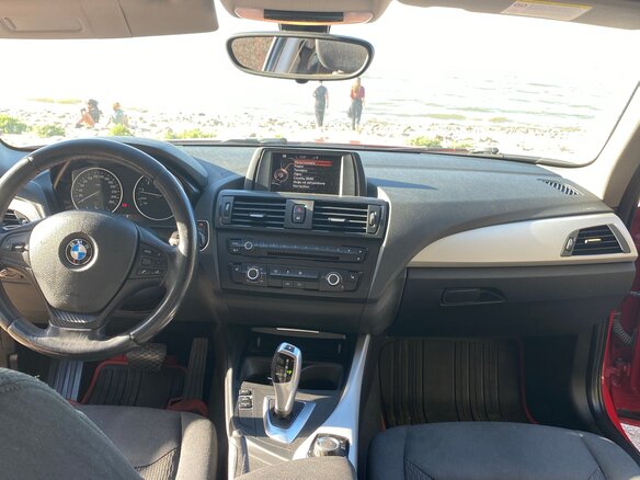 2012 BMW 1 серии 116i II (F20/F21), красный, 1340000 рублей - вид 10