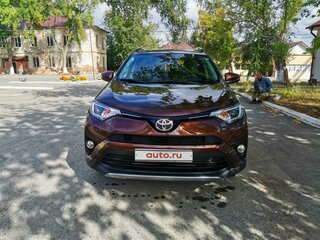 2017 Toyota RAV4 IV (XA40) Рестайлинг, коричневый, 2450000 рублей, вид 2