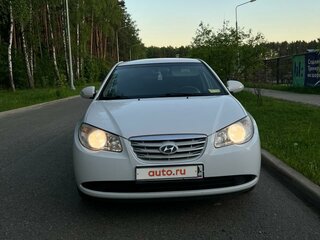 2010 Hyundai Elantra IV (HD), белый, 875000 рублей, вид 3
