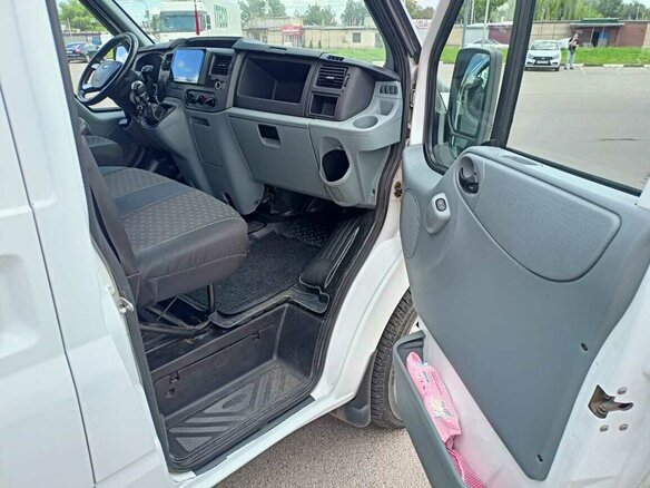 2007 Ford Transit, белый, 1000000 рублей - вид 2