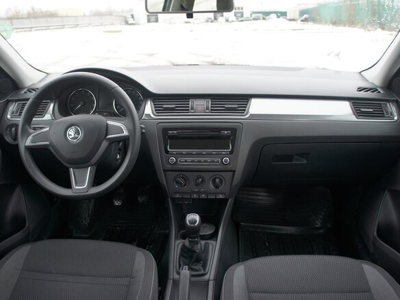 2015 Skoda Rapid I, серый - вид 4