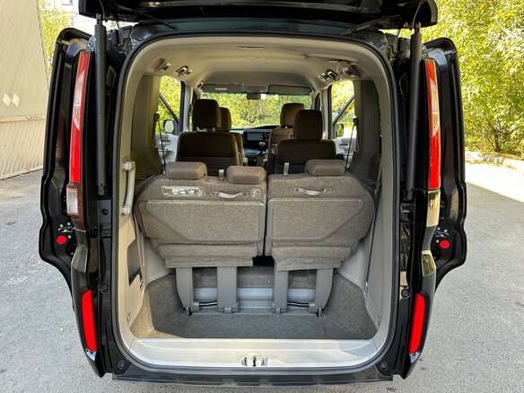 2017 Honda Stepwgn V, чёрный, 2500000 рублей - вид 21