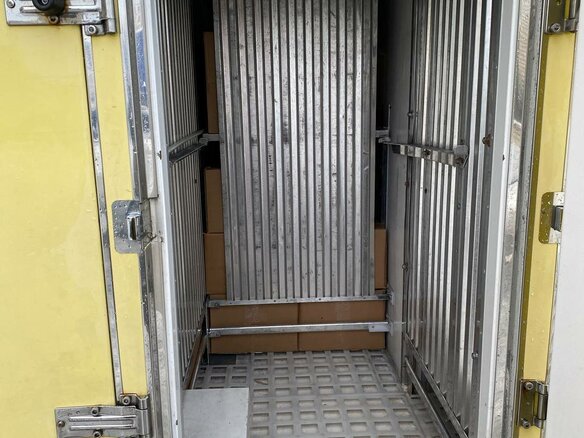 2008 Mercedes-Benz Sprinter, жёлтый, 1358477 рублей - вид 14