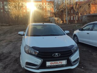 2017 Lada (ВАЗ) Vesta I, белый, 600000 рублей, вид 2