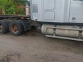 1999 Freightliner Century Class, серебристый, 400000 рублей - вид 2