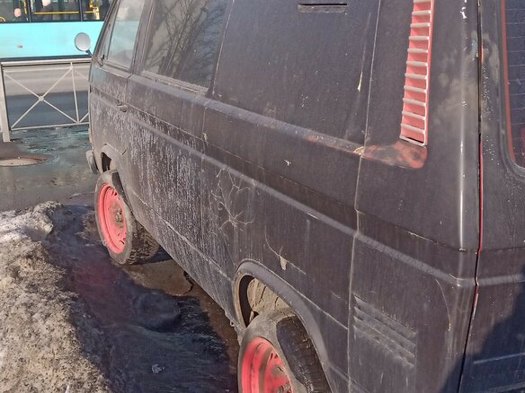 1988 Volkswagen Caravelle T3, коричневый, 420000 рублей - вид 5