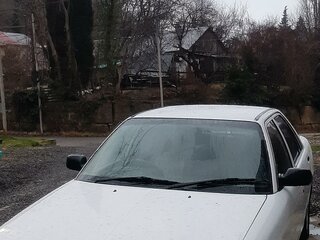 1992 Toyota Carina V (T170), белый, 250000 рублей, вид 4
