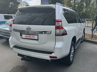 2016 Toyota Land Cruiser Prado 150 Series Рестайлинг 1, белый, 3900000 рублей, вид 2