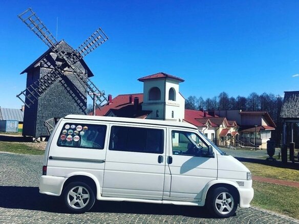 1992 Volkswagen Multivan T4, белый, 990000 рублей - вид 6