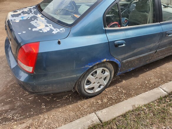 2001 Hyundai Elantra III (XD), коричневый, 180000 рублей - вид 3