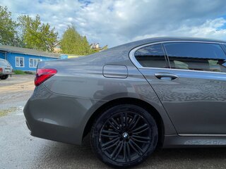 2018 BMW 7 серии Long 740Ld xDrive VI (G11/G12), серый, 3490000 рублей, вид 4