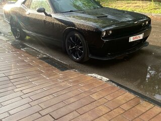 2018 Dodge Challenger III Рестайлинг 2, чёрный, 2850000 рублей, вид 2