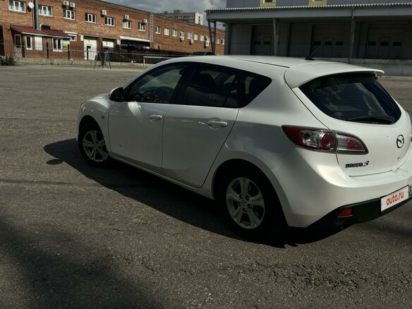 2011 Mazda 3 II (BL), белый, 850000 рублей - вид 7